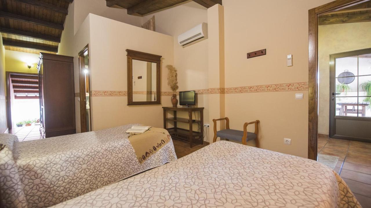 Los Laureles 2 Urda Exterior foto